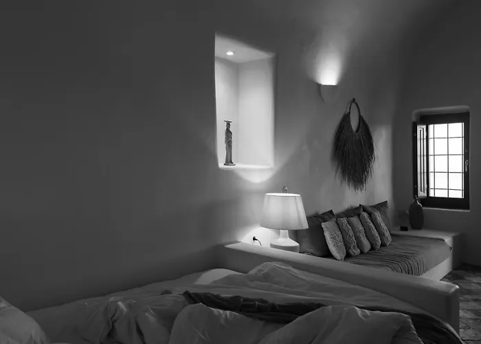 The Architect\'S Cave House
